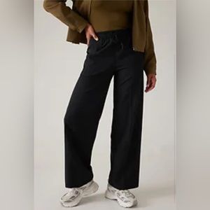 Athleta black Stride wide leg pants, large
